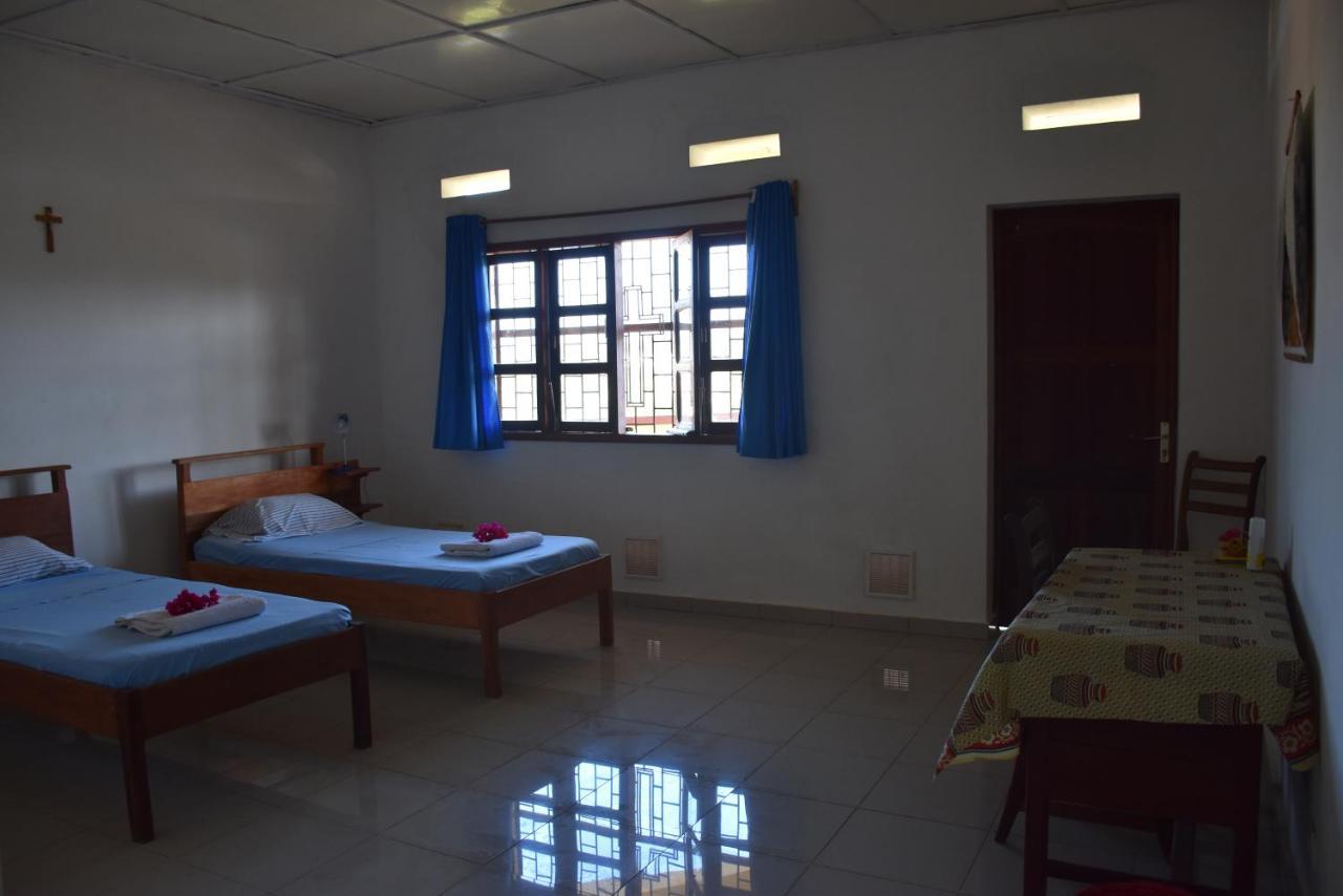 Centre Lucien Botovasoa Bed and Breakfast Antsiranana Εξωτερικό φωτογραφία